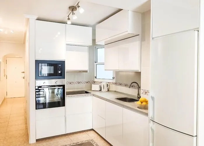 Flat Near The Sea Apartment *